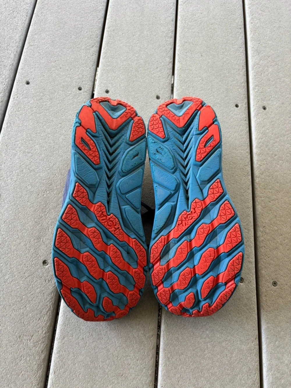 Hoka Clifton 8 Running Shoes in Navy with Teal Logo - Picture 6 of 10